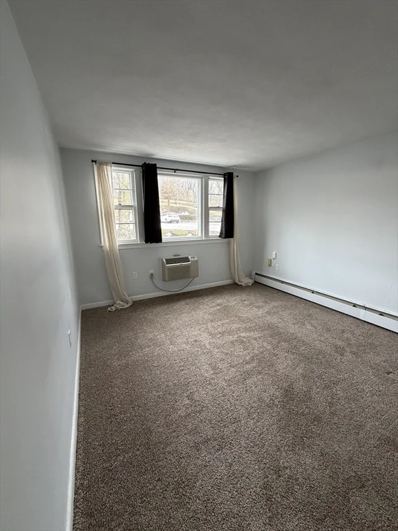 1 bed, 1 bath apartment for rent at 85 Trapelo Unit 41, Waltham — photo 2 of 9