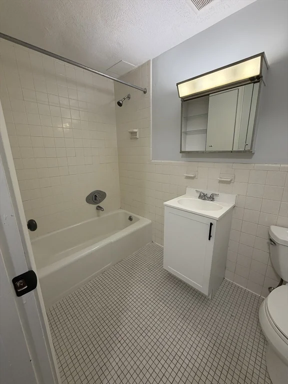 1 bed, 1 bath apartment for rent at 85 Trapelo Unit 41, Waltham — photo 7 of 9