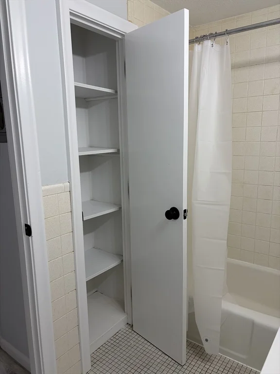 1 bed, 1 bath apartment for rent at 85 Trapelo Unit 44, Waltham — photo 8 of 16