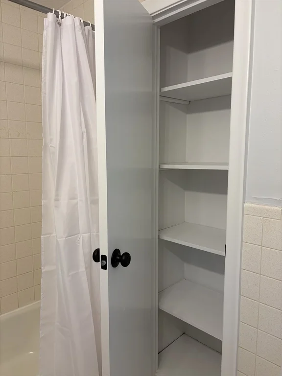 1 bed, 1 bath apartment for rent at 85 Trapelo Unit 44, Waltham — photo 7 of 16