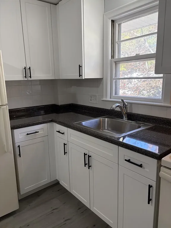 1 bed, 1 bath apartment for rent at 85 Trapelo Unit 46, Waltham — photo 4 of 11