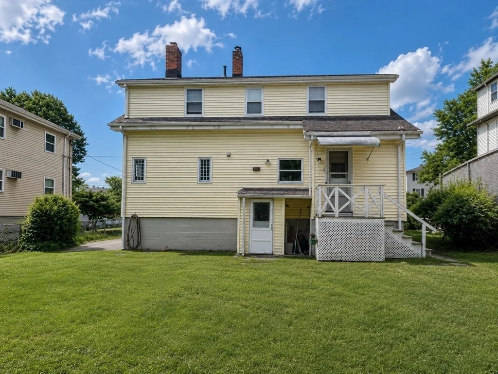 4 bed, 1 bath apartment for rent at 85 Walnut St, Belmont — photo 16 of 16