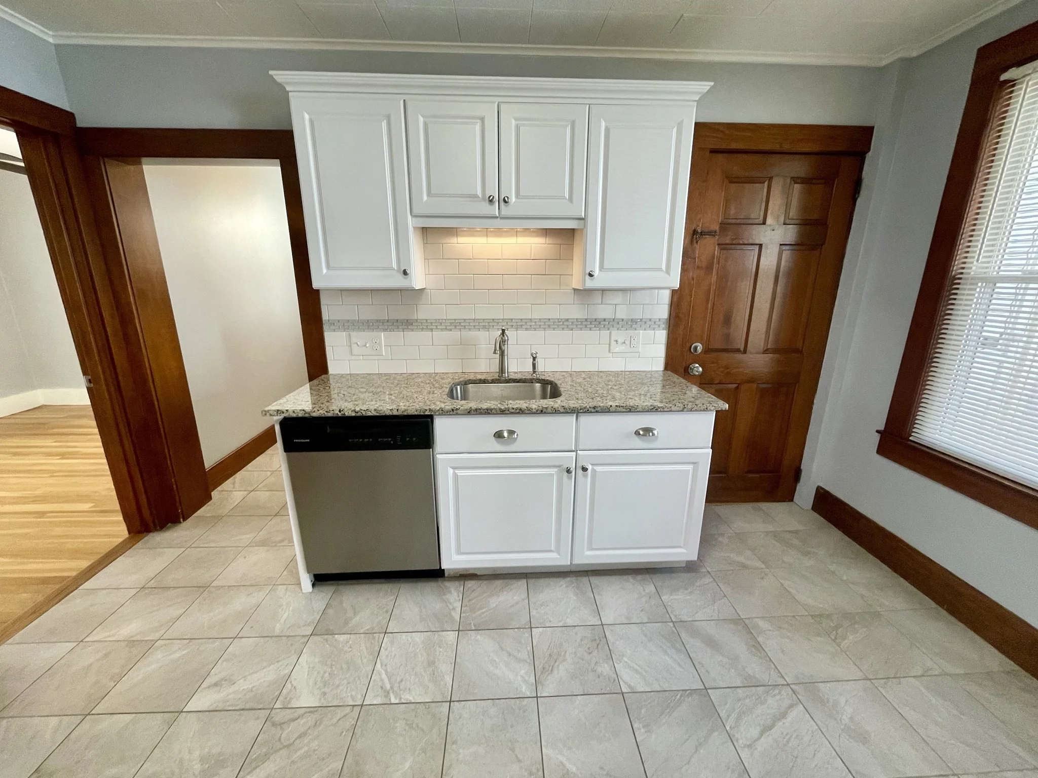 2 bed, 1 bath apartment for rent at 85 Warren Ave Unit 1, Marlborough — photo 18 of 26