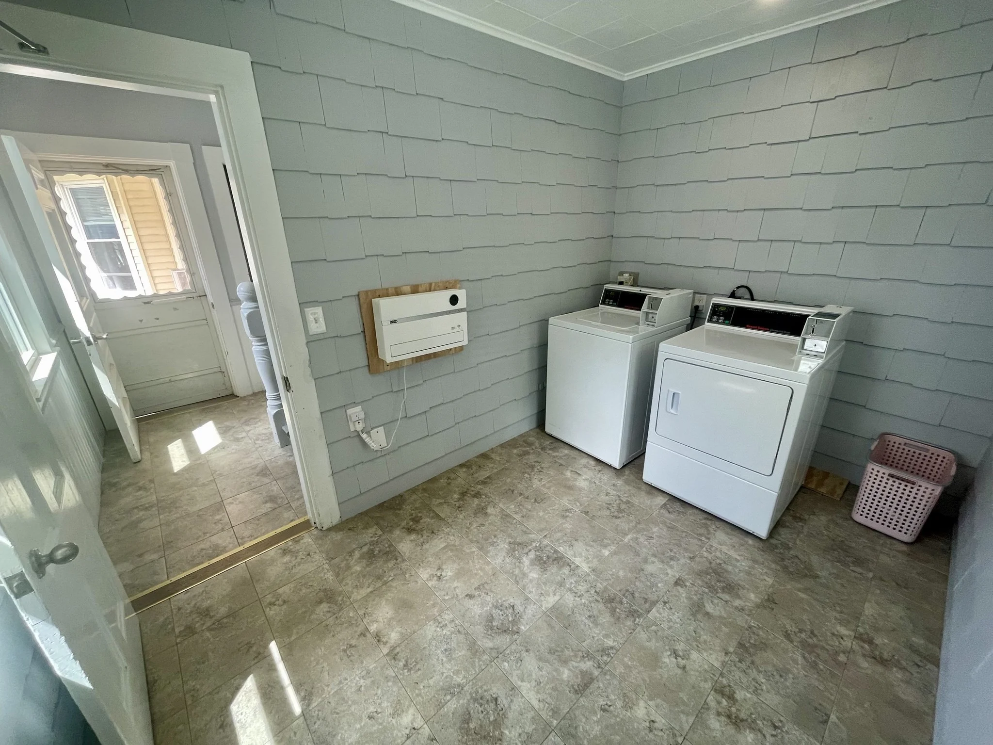 2 bed, 1 bath apartment for rent at 85 Warren Ave Unit 1, Marlborough — photo 24 of 26