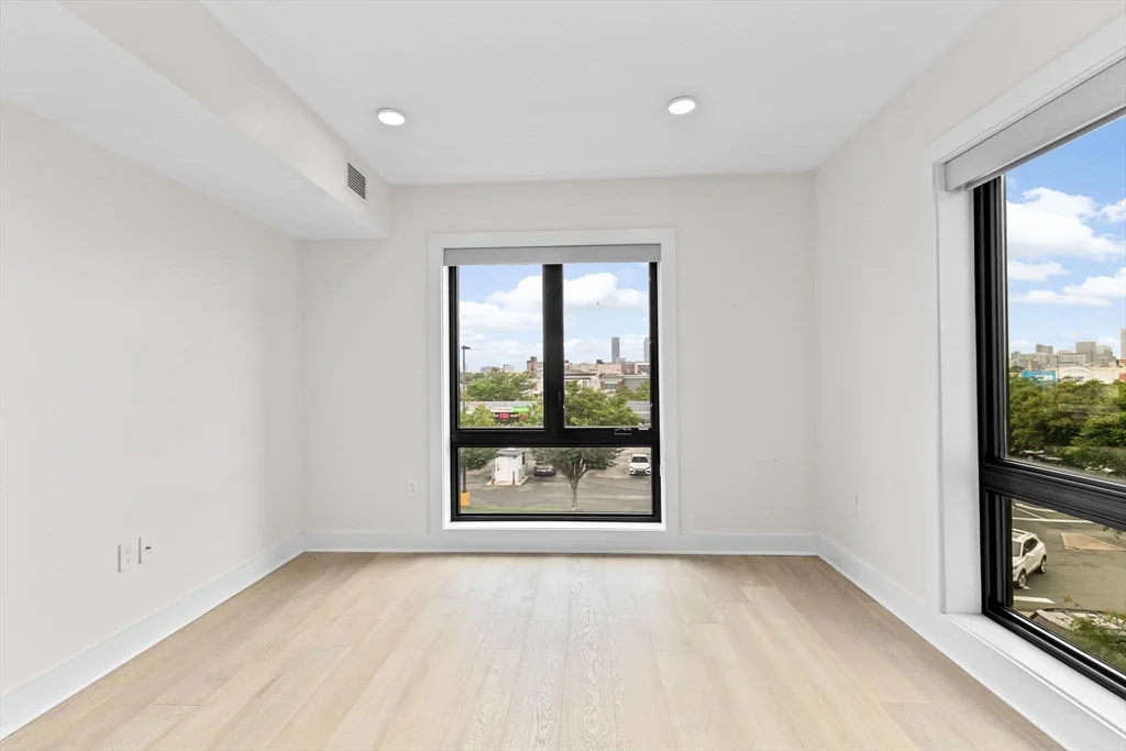 2 bed, 2 bath apartment for rent at 85 Willow Ct Unit 302, Dorchester — photo 19 of 31