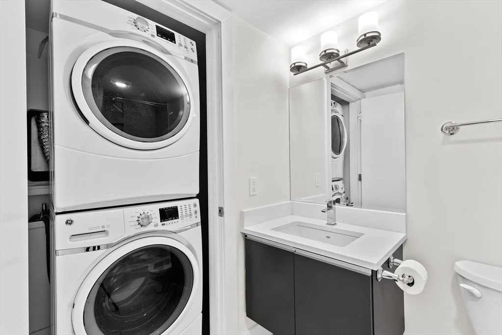 2 bed, 2 bath apartment for rent at 85 Willow Ct Unit 302, Dorchester — photo 21 of 31