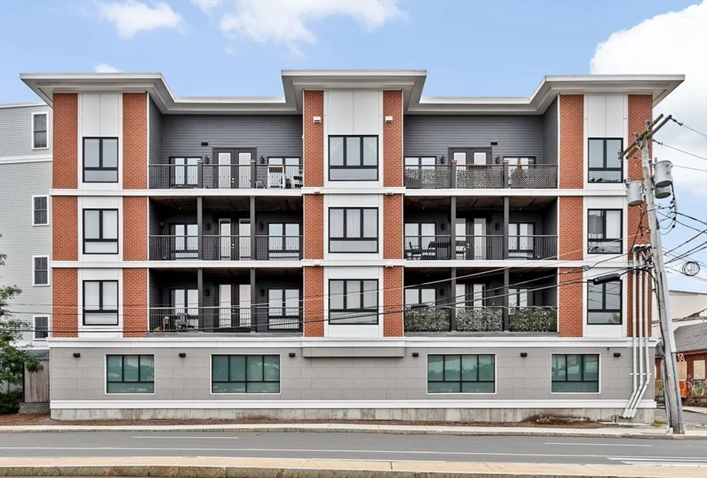 2 bed, 2 bath apartment for rent at 85 Willow Ct Unit 302, Dorchester — photo 31 of 31