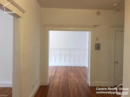 2 bed, 1 bath apartment for rent at 85 Winchester St Unit 3, North Brookline — photo 3 of 5
