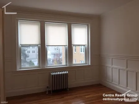 2 bed, 1 bath apartment for rent at 85 Winchester St Unit 3, North Brookline — photo 2 of 5