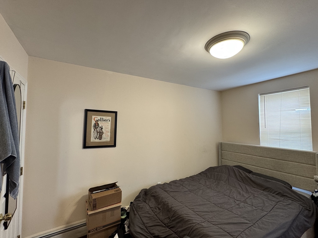 2 bed, 1 bath apartment for rent at 85 Winter St Unit 2, East Cambridge — photo 6 of 8