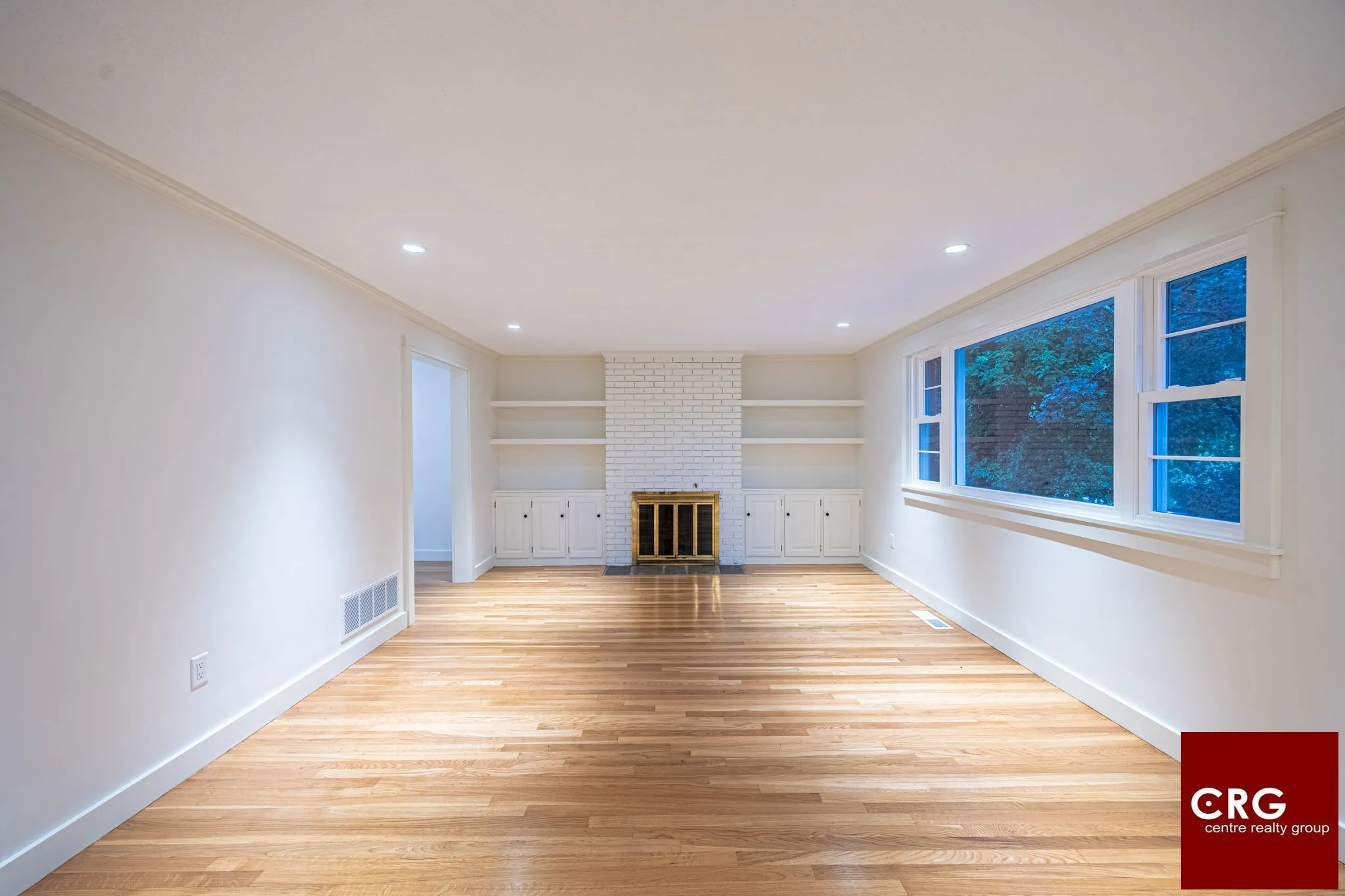 4 bed, 3 bath apartment for rent at 85 Woodland Rd Unit 1, Jamaica Plain — photo 6 of 39