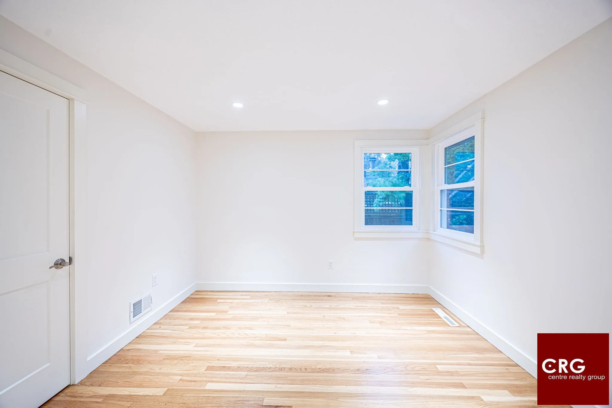 4 bed, 3 bath apartment for rent at 85 Woodland Rd Unit 1, Jamaica Plain — photo 22 of 39