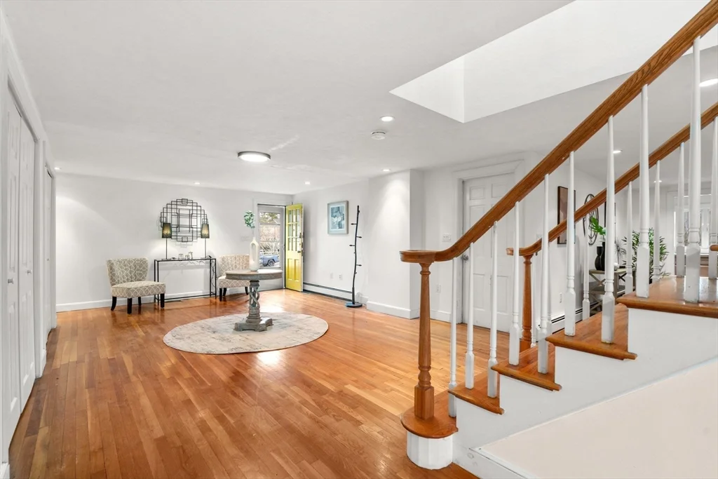 5 bed, 4+ bath apartment for rent at 850 Dedham St, Newton — photo 11 of 37