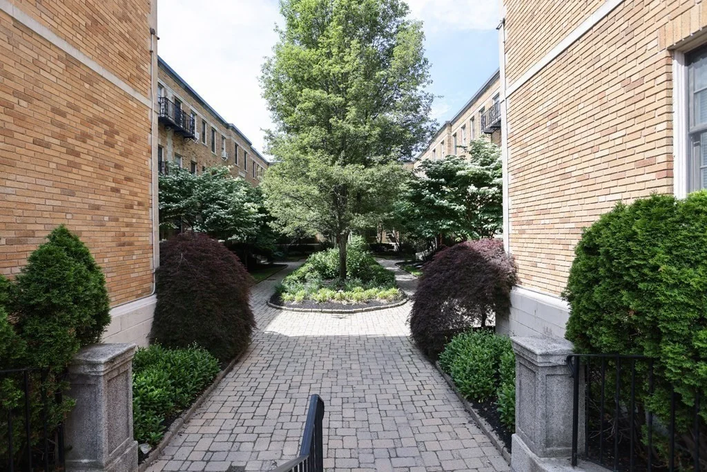 1 bed, 1 bath apartment for rent at 850 Massachusetts Ave Unit 4, Central Square — photo 3 of 12