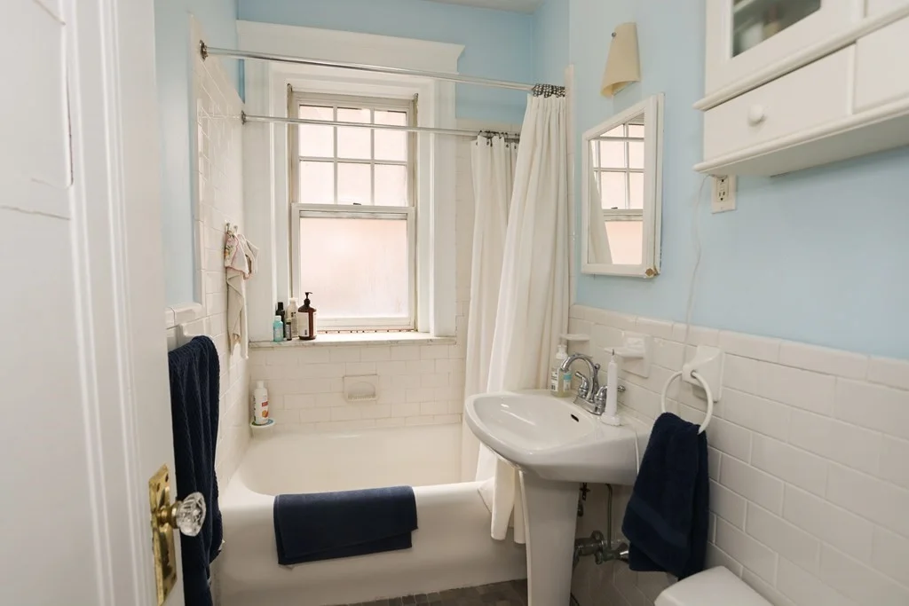 1 bed, 1 bath apartment for rent at 850 Massachusetts Ave Unit 4, Central Square — photo 10 of 12