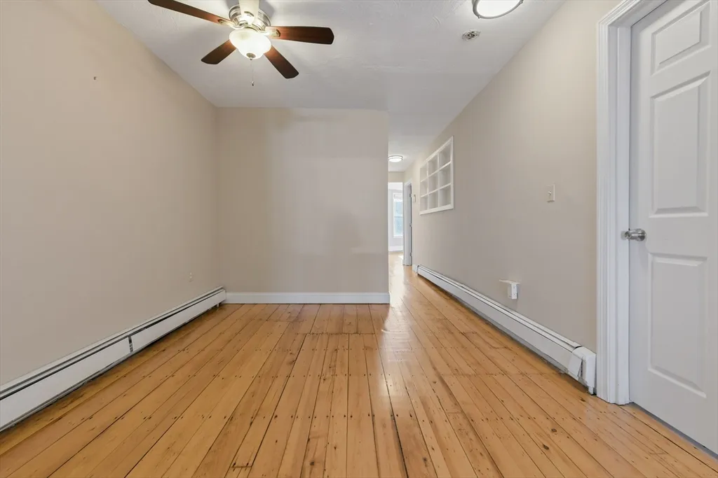 3 bed, 1 bath apartment for rent at 852 East Broadway Unit 3, South Boston — photo 17 of 29