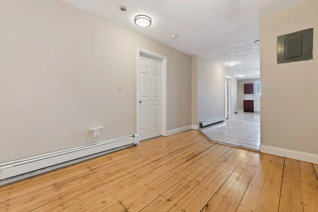 3 bed, 1 bath apartment for rent at 852 East Broadway Unit 3, South Boston — photo 15 of 29