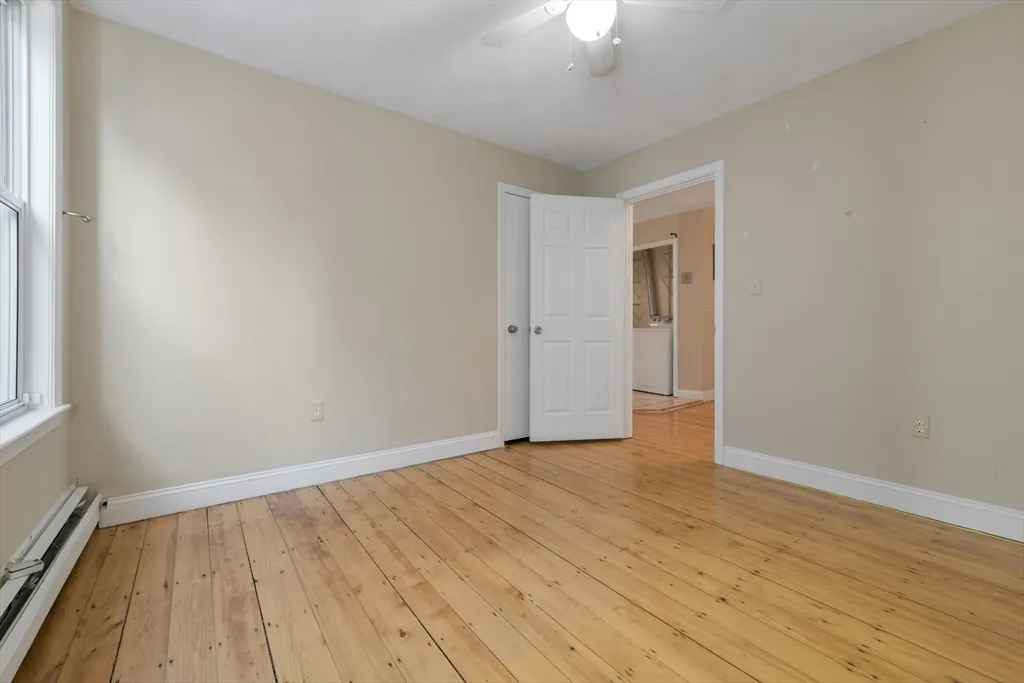 3 bed, 1 bath apartment for rent at 852 East Broadway Unit 3, South Boston — photo 20 of 29