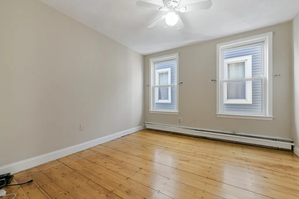 3 bed, 1 bath apartment for rent at 852 East Broadway Unit 3, South Boston — photo 21 of 29