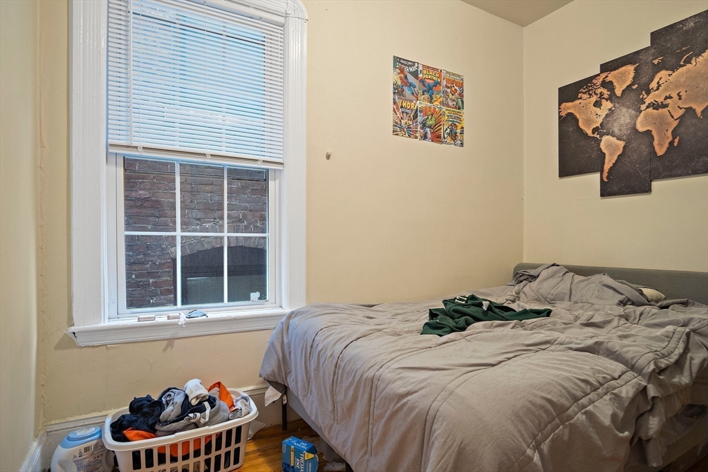 4 bed, 1 bath apartment for rent at 852 Huntington Ave Unit 2, Mission Hill — photo 12 of 15
