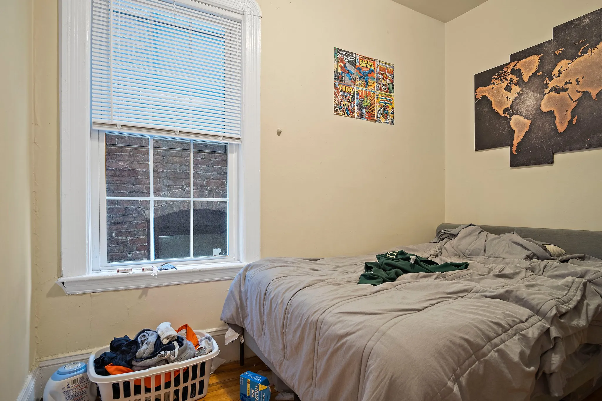 4 bed, 1 bath apartment for rent at 852 Huntington Ave Unit 3, Mission Hill — photo 8 of 19