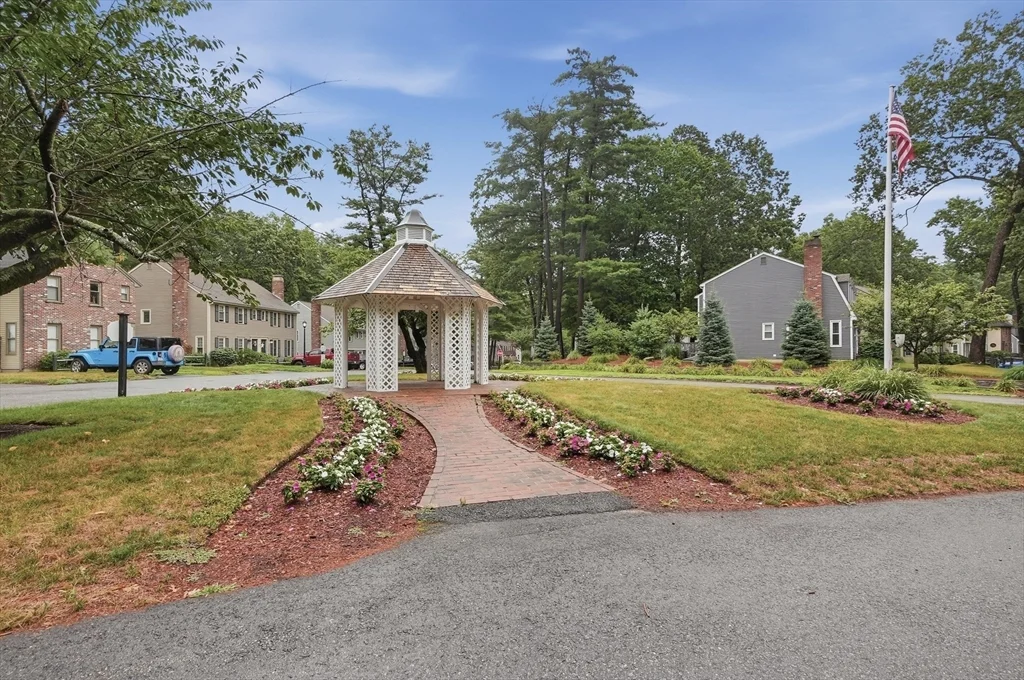 2 bed, 1 bath apartment for rent at 852 Wellman Ave Unit 852, Chelmsford — photo 37 of 42