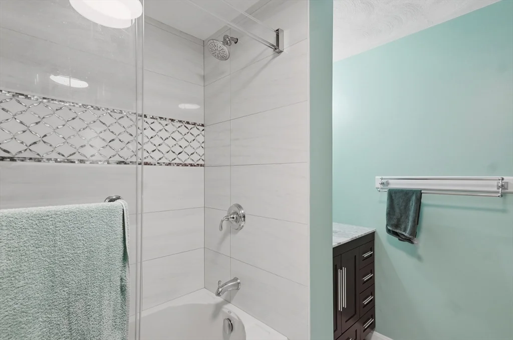 2 bed, 1 bath apartment for rent at 852 Wellman Ave Unit 852, Chelmsford — photo 26 of 42
