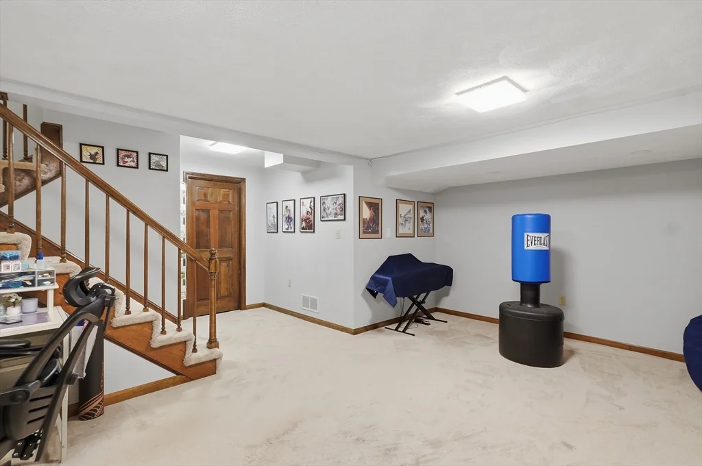 2 bed, 1 bath apartment for rent at 852 Wellman Ave Unit 852, Chelmsford — photo 33 of 42