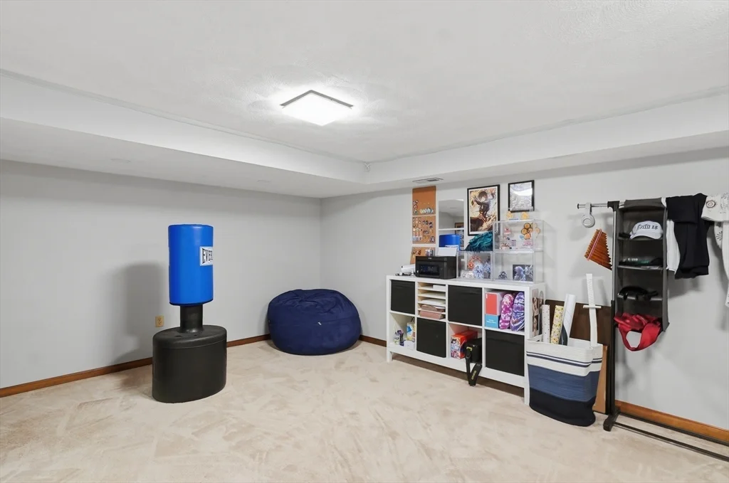 2 bed, 1 bath apartment for rent at 852 Wellman Ave Unit 852, Chelmsford — photo 30 of 42