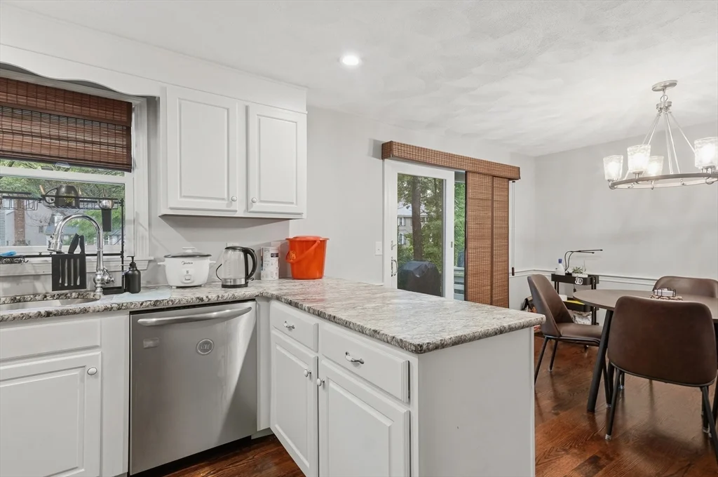 2 bed, 1 bath apartment for rent at 852 Wellman Ave Unit 852, Chelmsford — photo 4 of 42