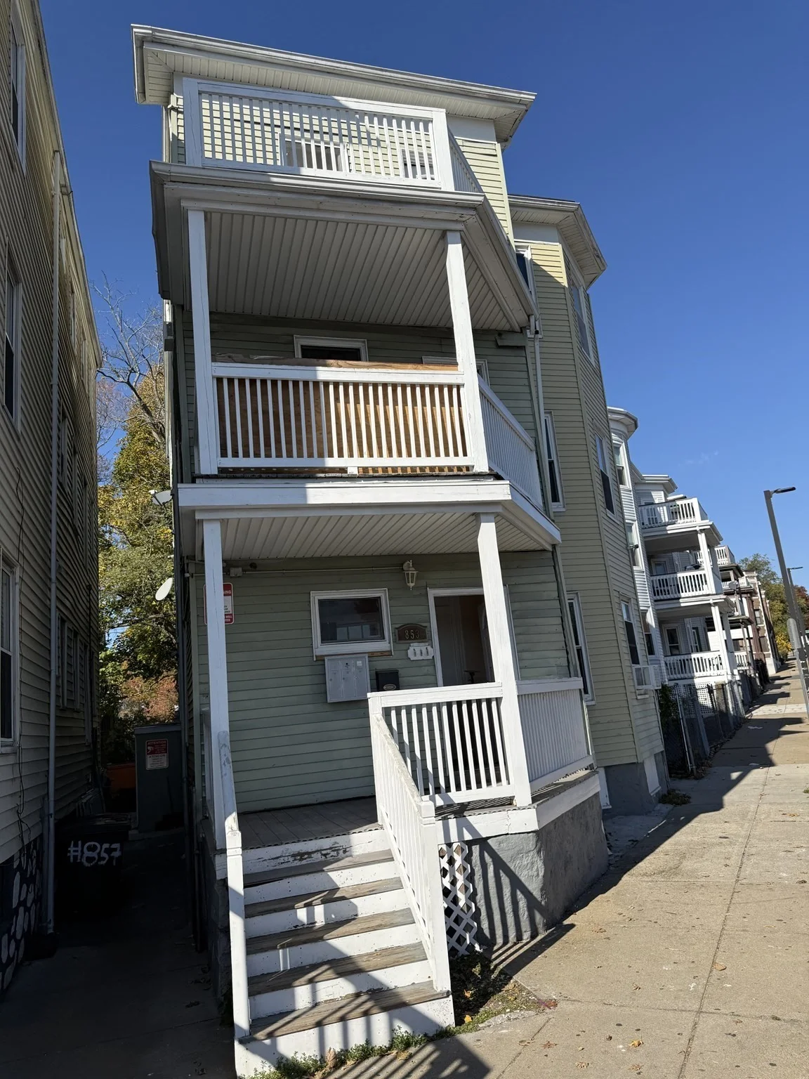3 bed, 1 bath apartment for rent at 853 Blue Hill Ave Unit 2, Dorchester — photo 2 of 26