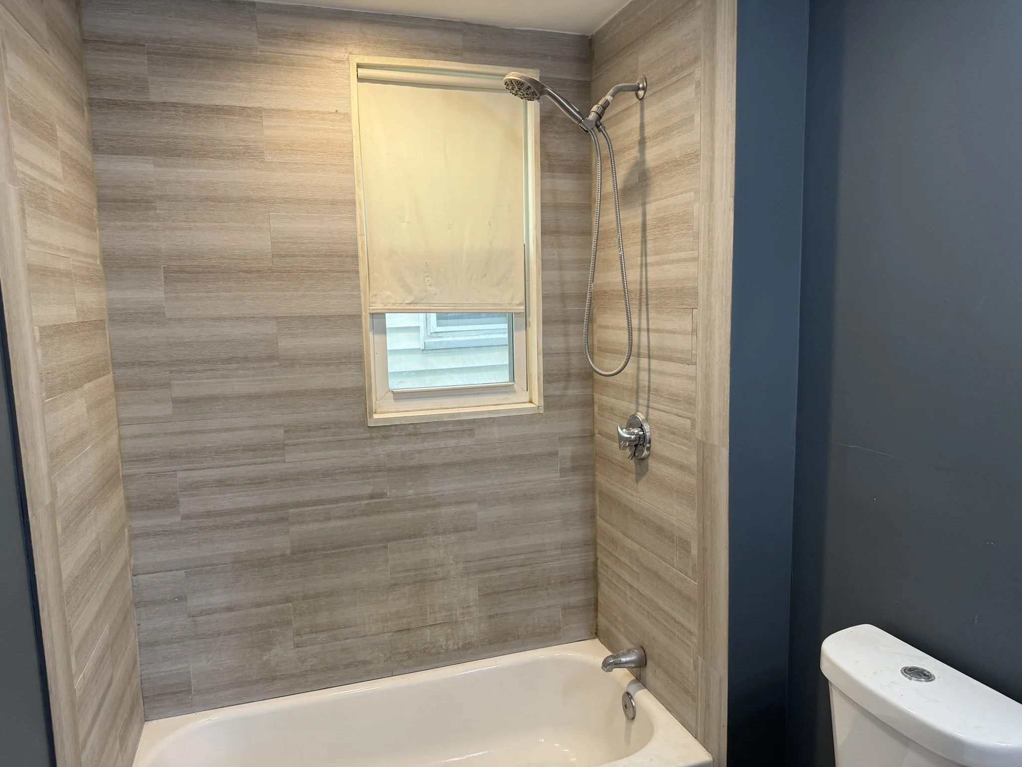 3 bed, 1 bath apartment for rent at 853 Blue Hill Ave Unit 2, Dorchester — photo 9 of 26