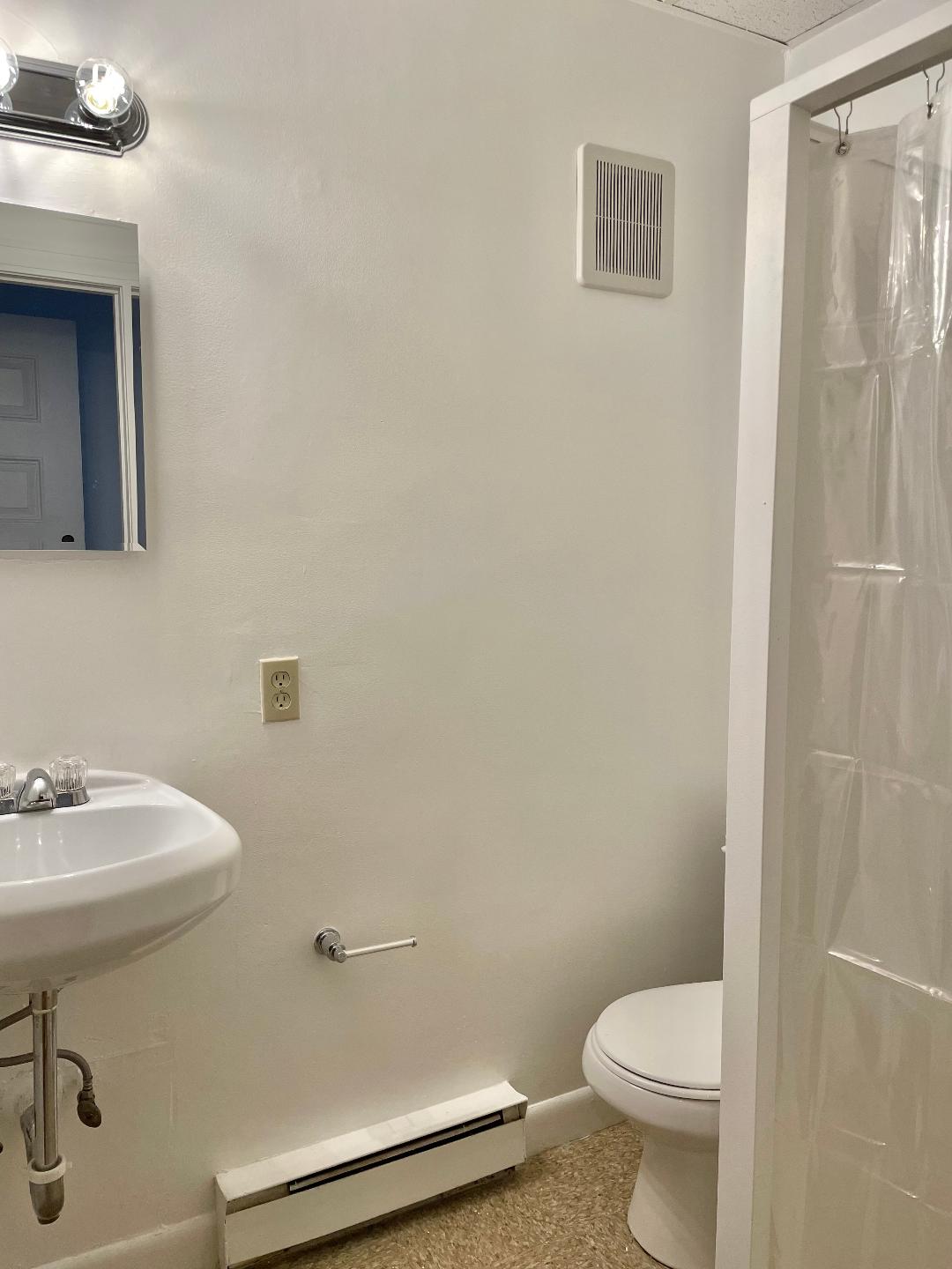 Studio bed, 1 bath apartment for rent at 854 Beacon St Unit 4, Fenway — photo 3 of 3