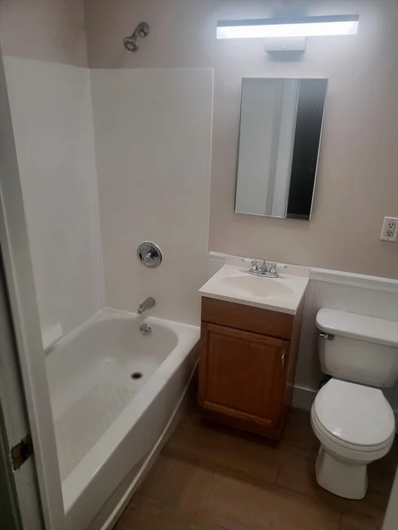 2 bed, 1 bath apartment for rent at 854 Dorchester Ave Unit 1, Roslindale — photo 8 of 14
