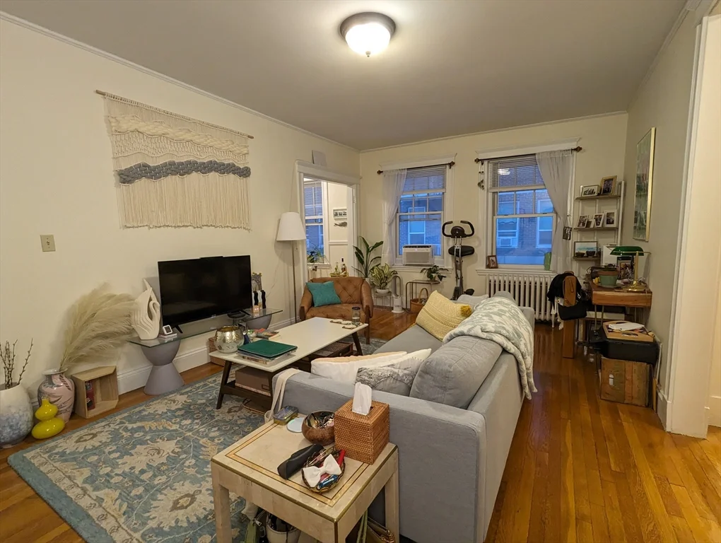 1 bed, 1 bath apartment for rent at 854 Massachusetts Ave Unit 12, Riverside — photo 3 of 16