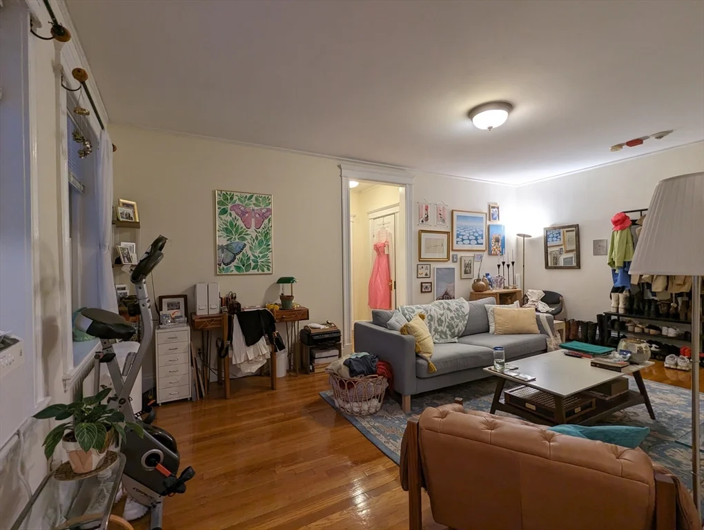 1 bed, 1 bath apartment for rent at 854 Massachusetts Ave Unit 12, Riverside — photo 10 of 16