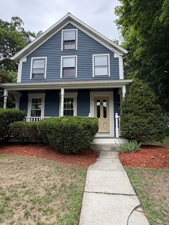 2 bed, 1 bath apartment for rent at 856 Main St Unit 2, Reading — photo 1 of 22