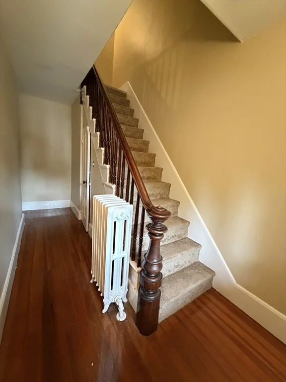 2 bed, 1 bath apartment for rent at 856 Main St Unit 2, Reading — photo 3 of 22