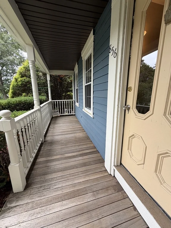 2 bed, 1 bath apartment for rent at 856 Main St Unit 2, Reading — photo 2 of 22