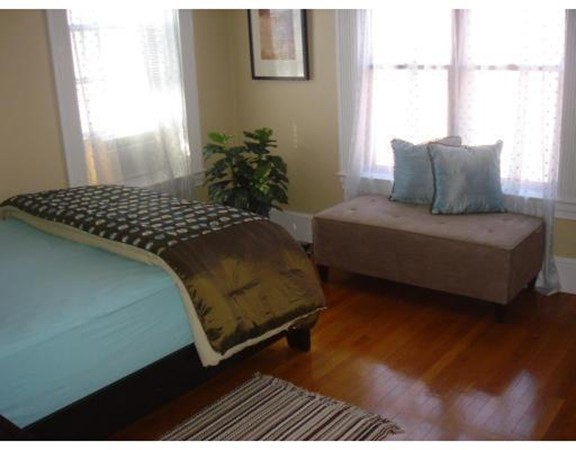 1 bed, 1 bath apartment for rent at 857 Beacon St Unit 32, Fenway — photo 8 of 12