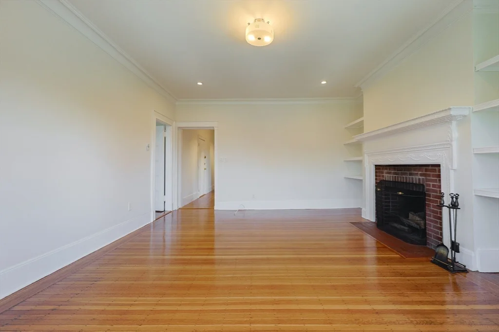 2 bed, 1 bath apartment for rent at 857 Beacon St Unit 51, Fenway — photo 5 of 27