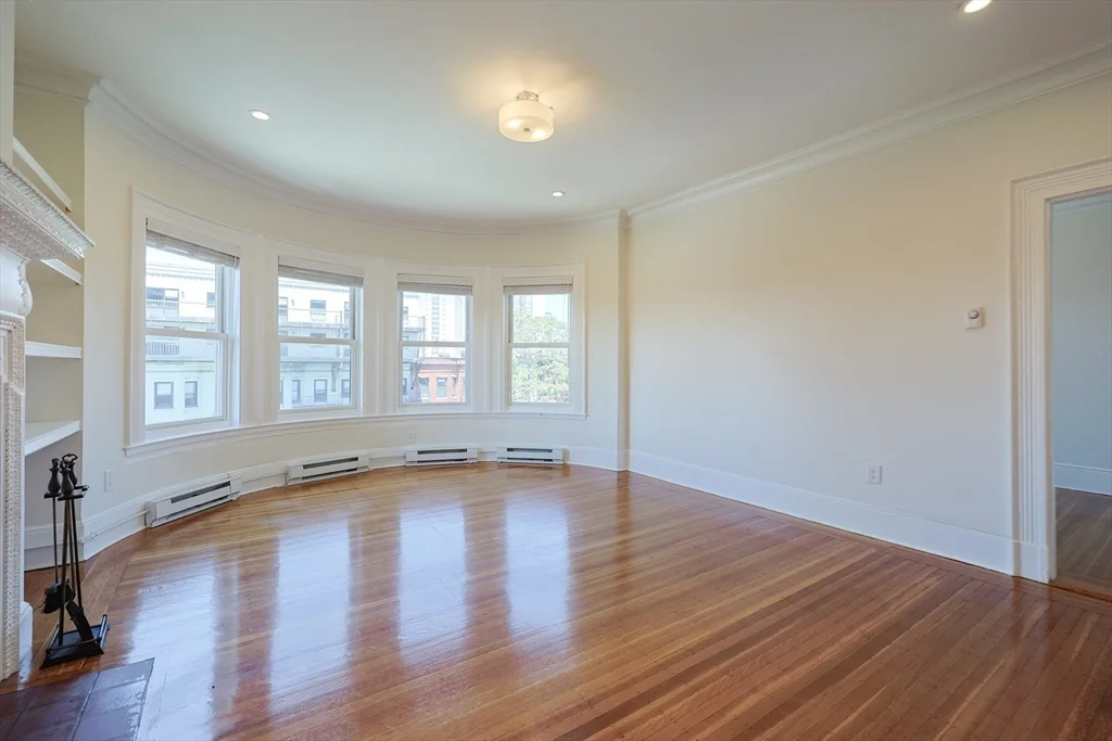 2 bed, 1 bath apartment for rent at 857 Beacon St Unit 51, Fenway — photo 6 of 27