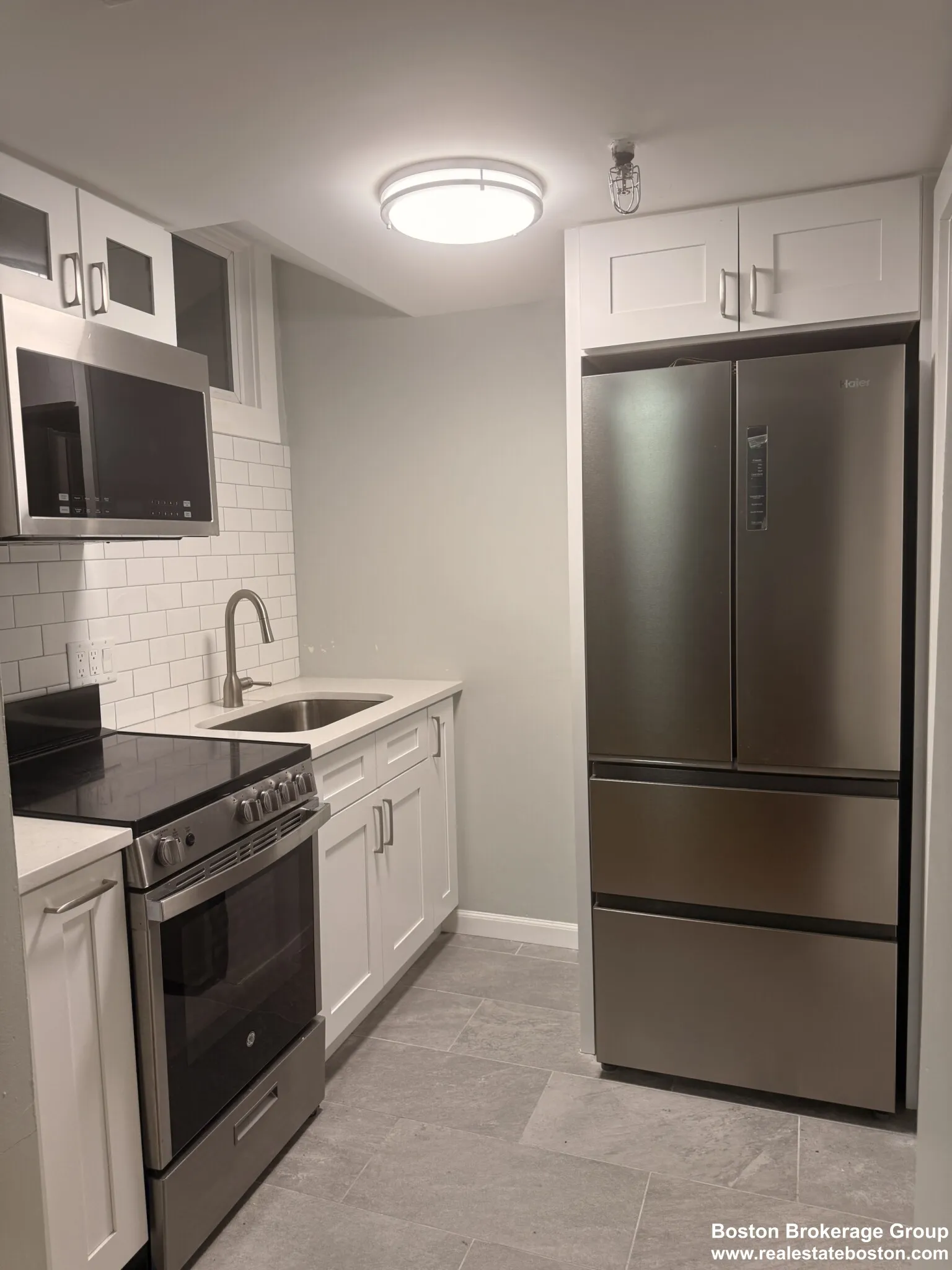 Studio bed, 1 bath apartment for rent at 857 Beacon St Unit b1, Fenway