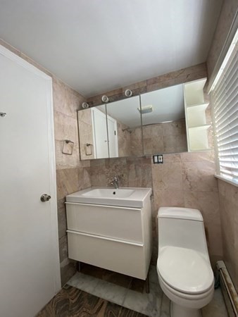 3 bed, 2 bath apartment for rent at 857 Quincy Shore Dr, Wollaston — photo 33 of 33