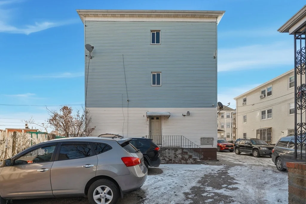 2 bed, 1 bath apartment for rent at 857 S 1st St Unit 2, New Bedford — photo 17 of 17