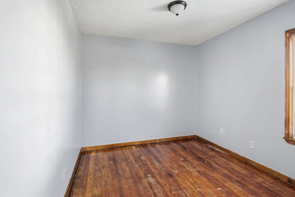 2 bed, 1 bath apartment for rent at 857 S 1st St Unit 2, New Bedford — photo 7 of 17