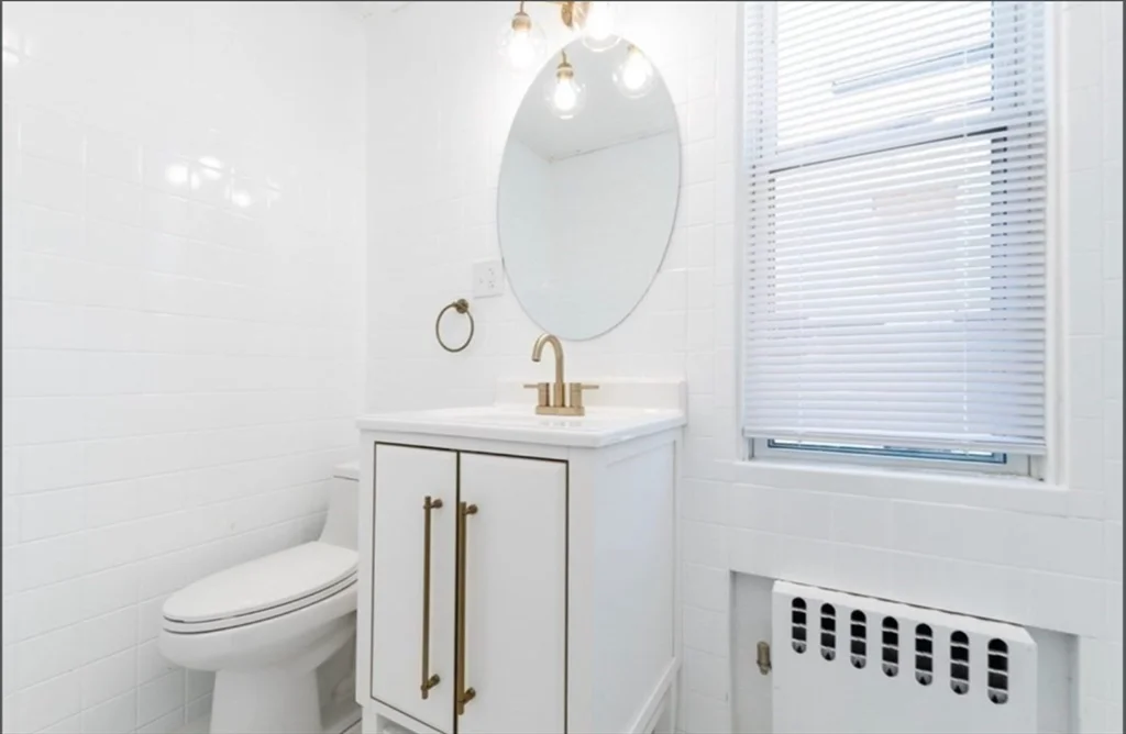 3 bed, 1 bath apartment for rent at 859 East Broadway Unit 2, South Boston — photo 2 of 7