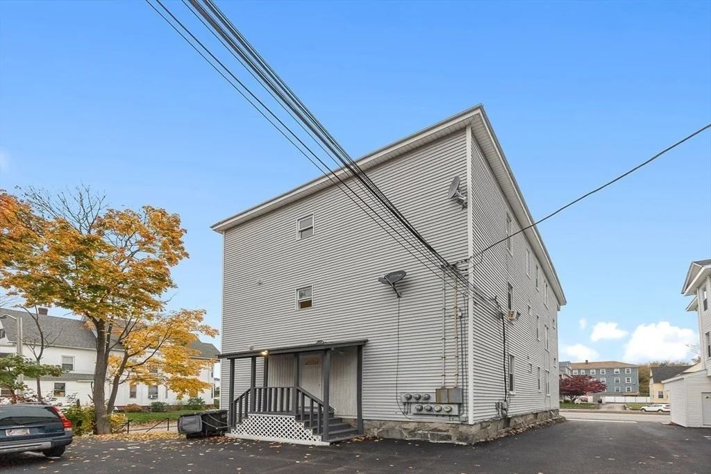 2 bed, 1 bath apartment for rent at 86-88 Hamilton St Unit 10, Worcester — photo 12 of 13