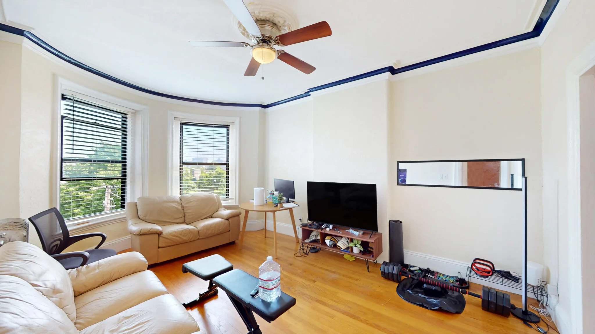 3 bed, 1 bath apartment for rent at 86 A St Unit 4, South Boston — photo 3 of 8