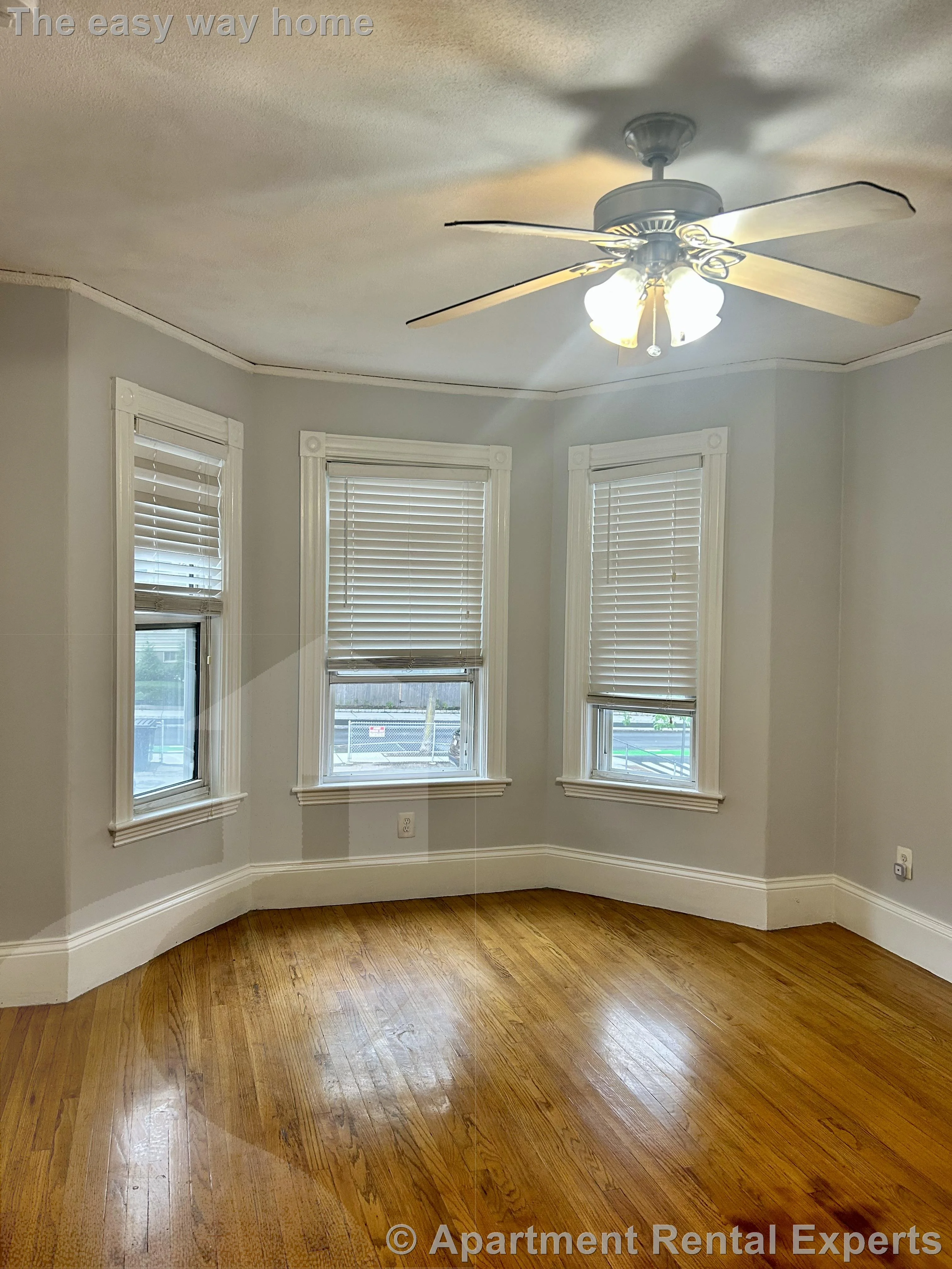 3 bed, 1 bath apartment for rent at 86 Avon St Unit 2, Spring Hill — photo 6 of 11